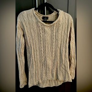 Sweater in excellent used condition